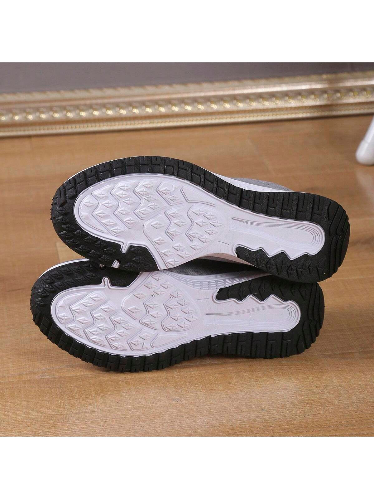 Women's Fashion Sport Shoes: Breathable Mesh