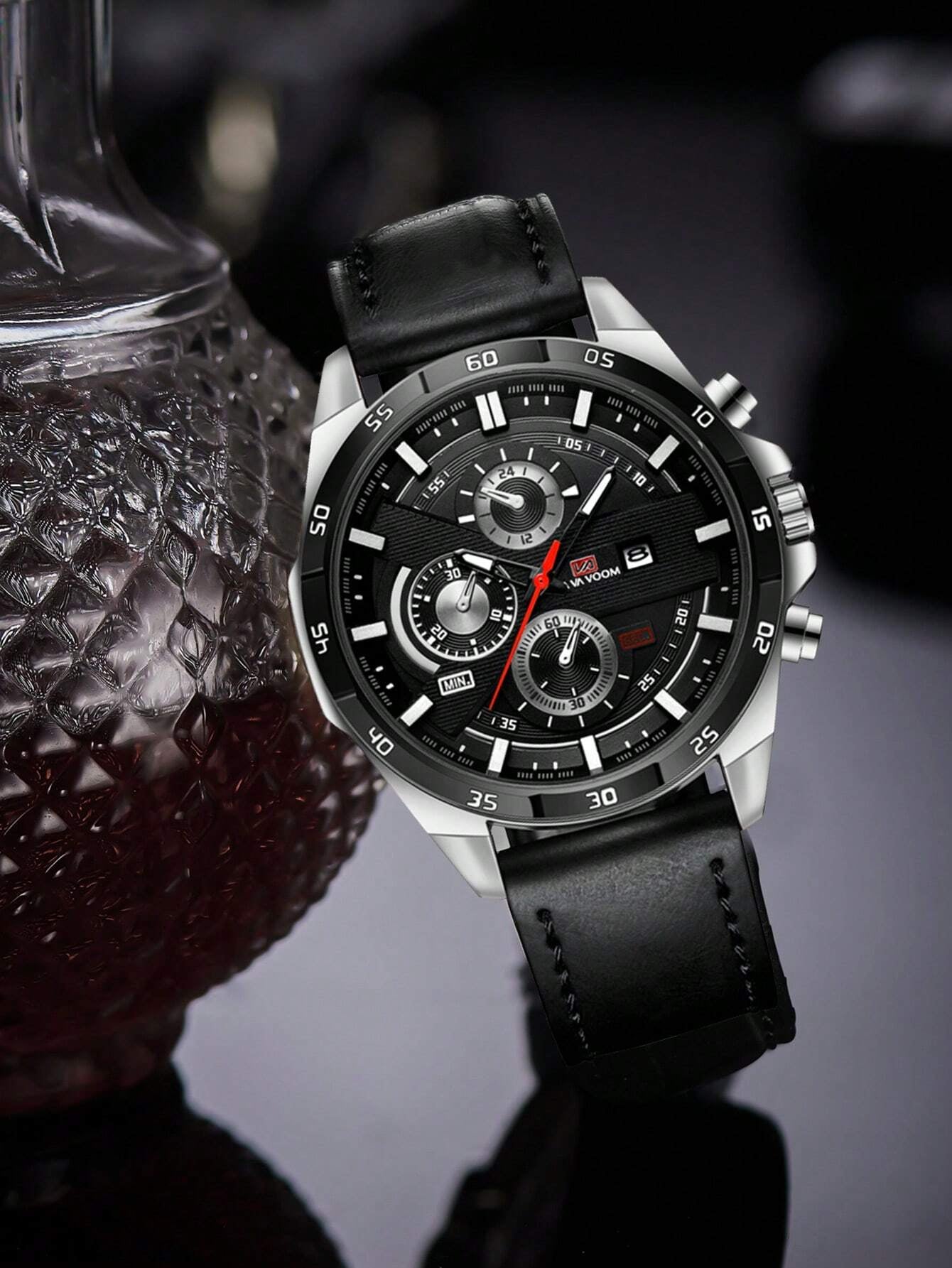 Va Va Voom Men's Sports Watch: Leather Band