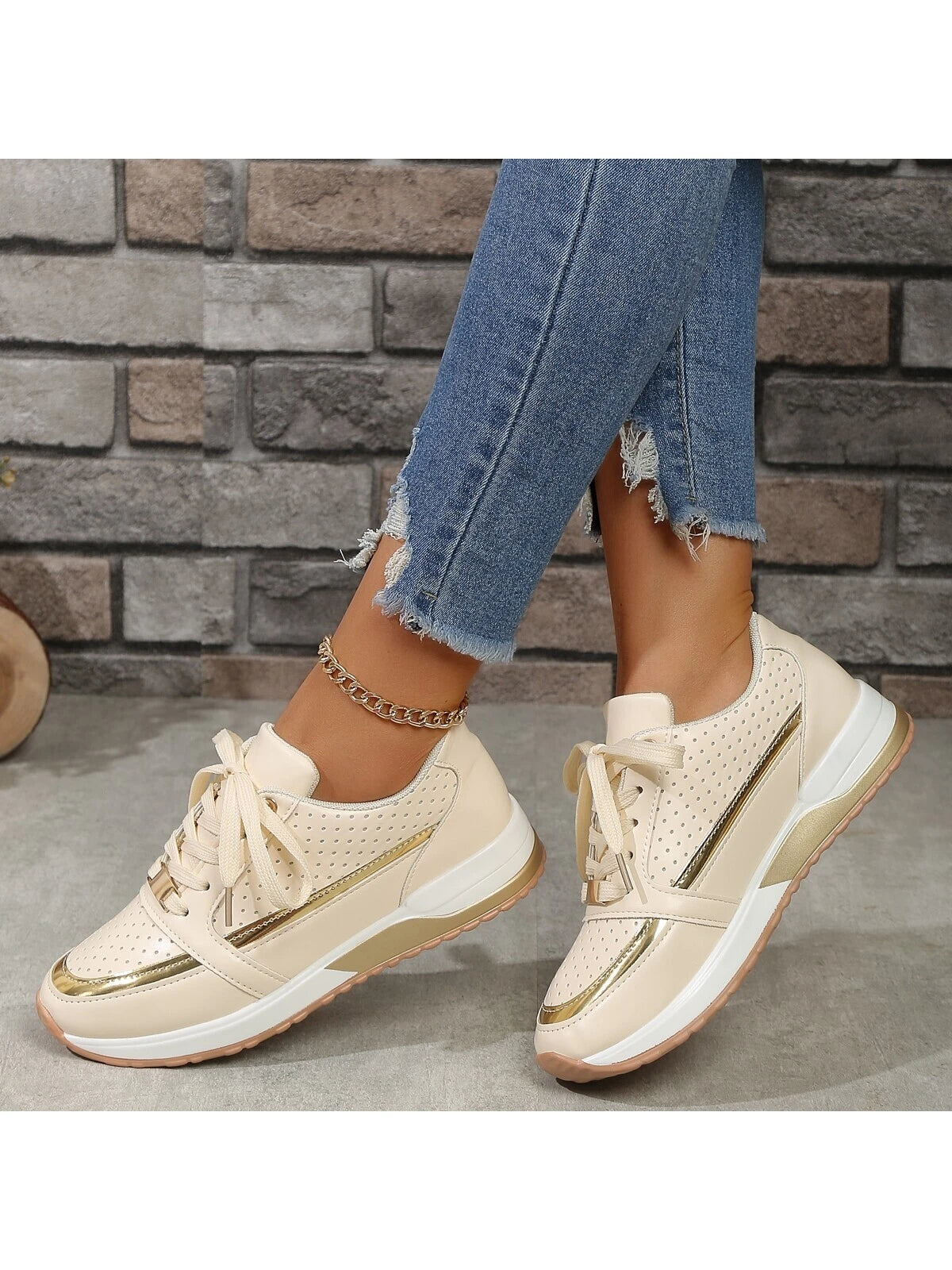 Women Low-Heeled Cross Strap Casual Shoes