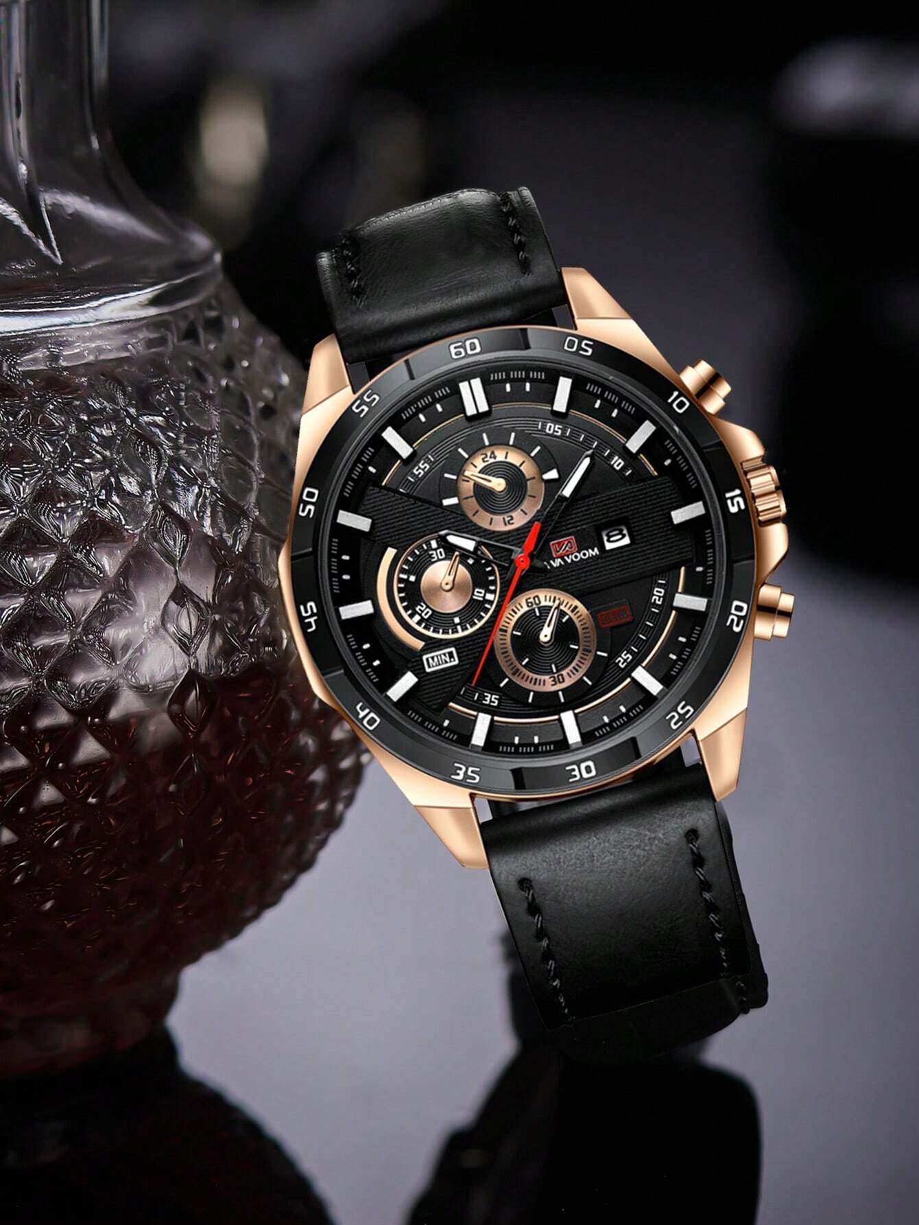 Va Va Voom Men's Sports Watch: Leather Band